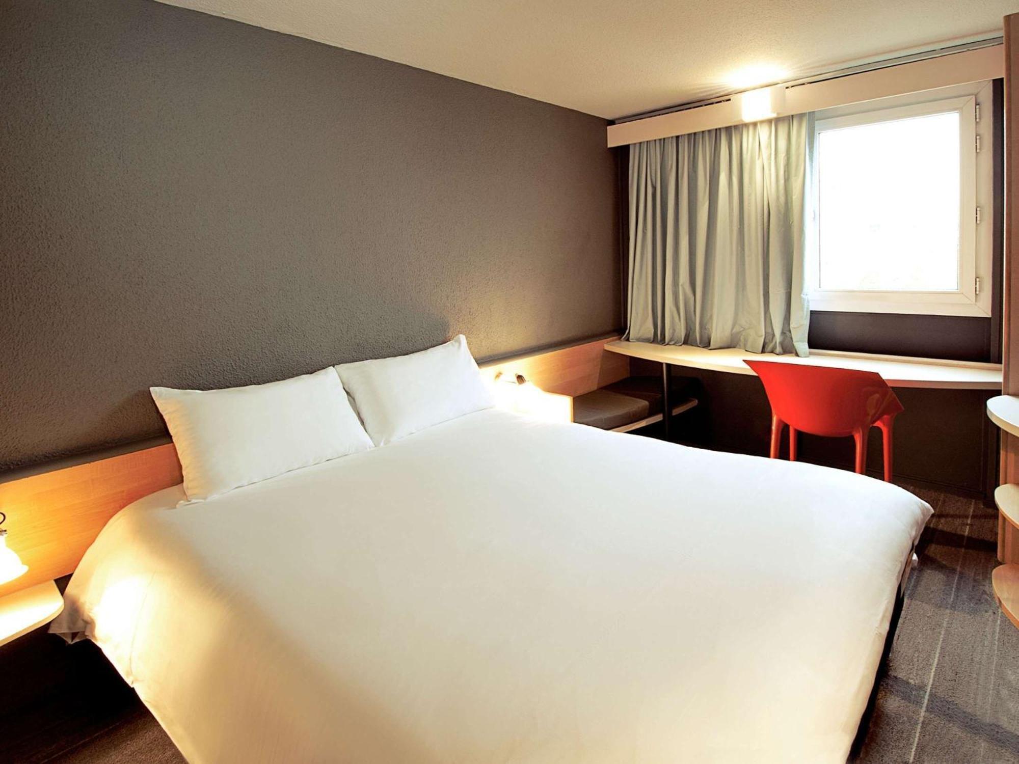 Ibis Vesoul Hotel Exterior photo