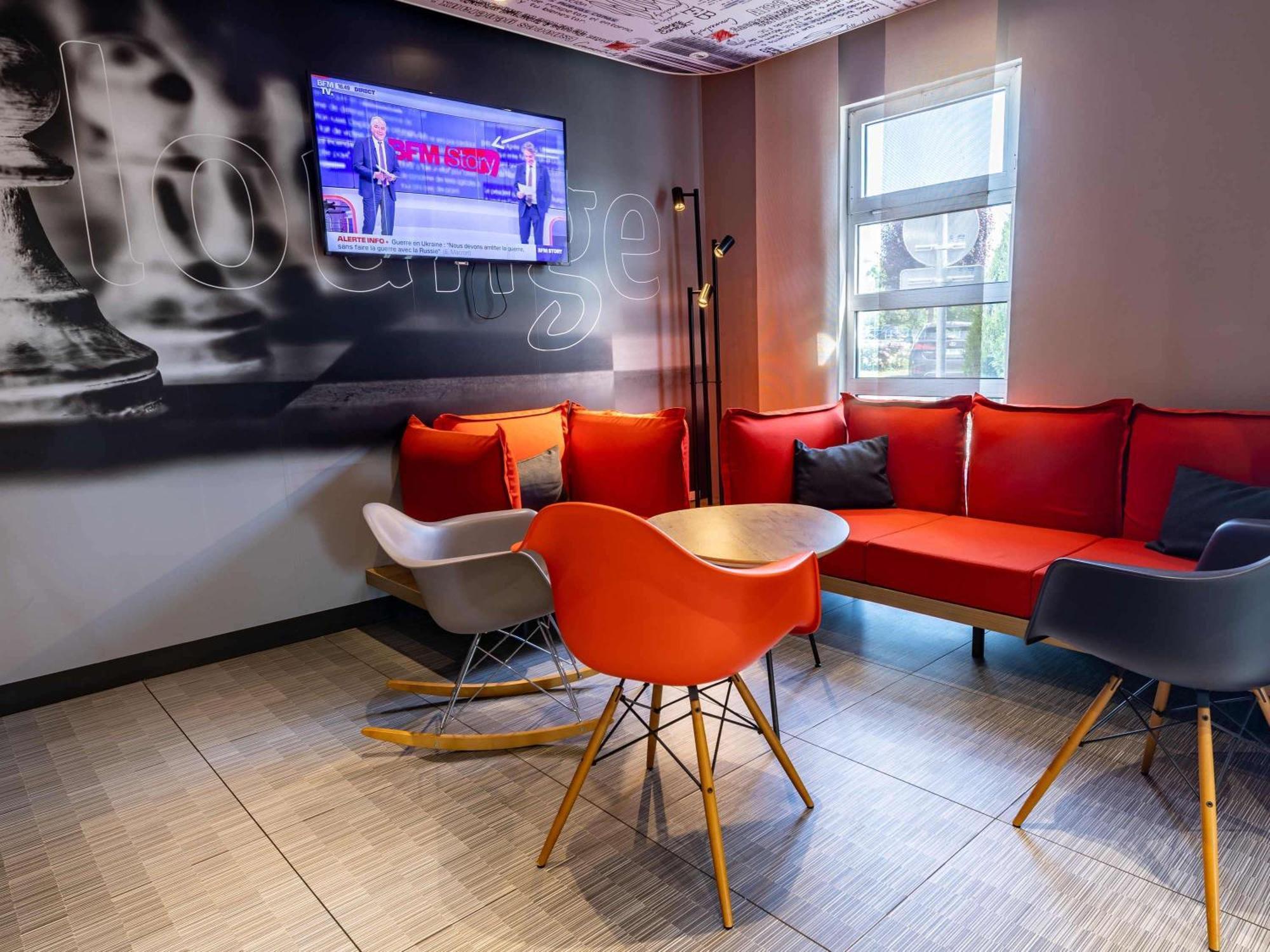 Ibis Vesoul Hotel Exterior photo